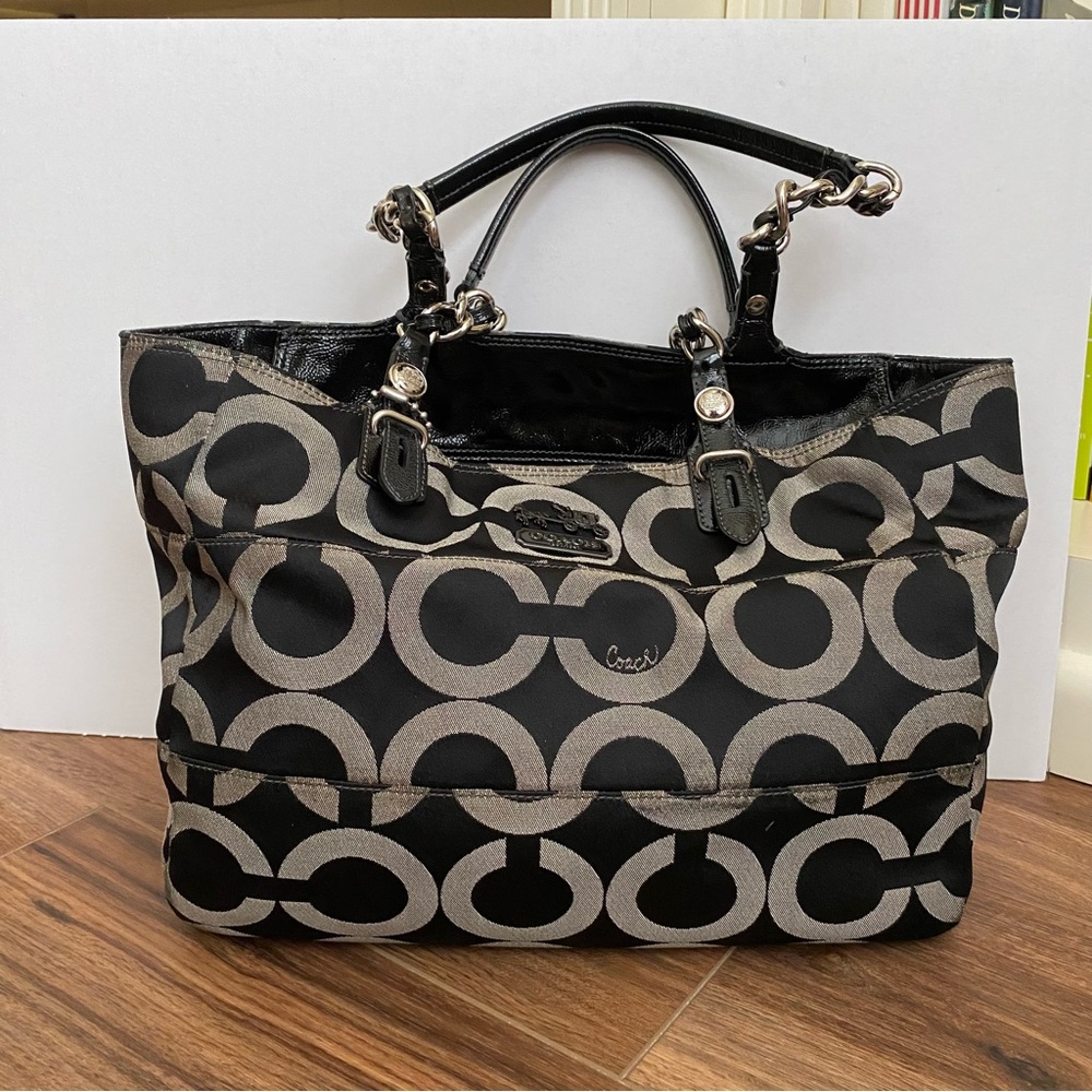 Coach Shoulder Bag